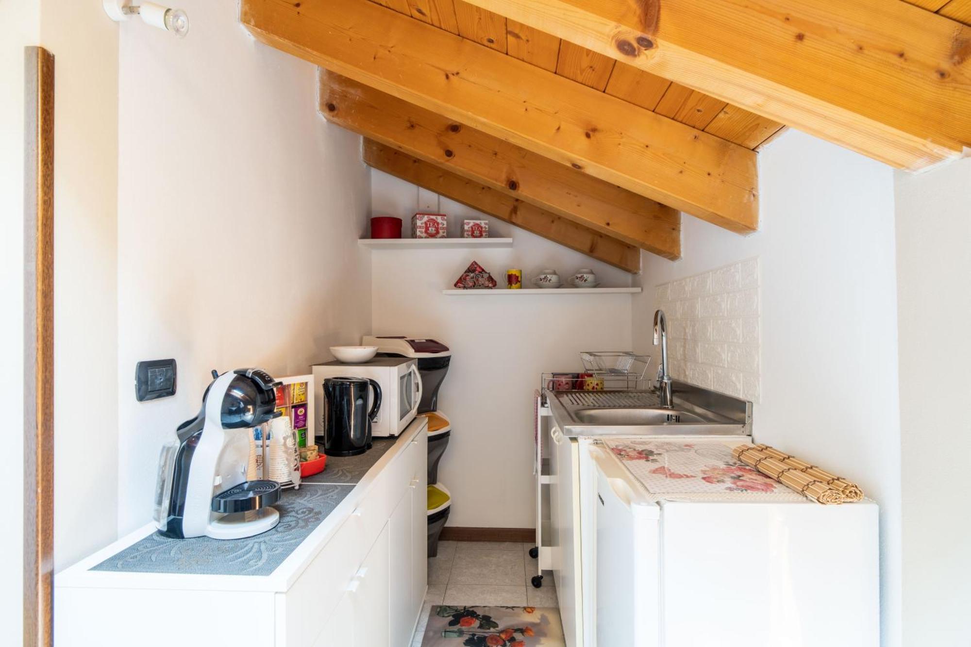 Le Rose Apartment Venegono Superiore Ngoại thất bức ảnh